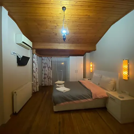 Guenes Hotel