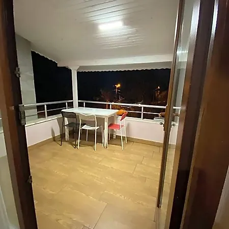 Guenes * Ağva