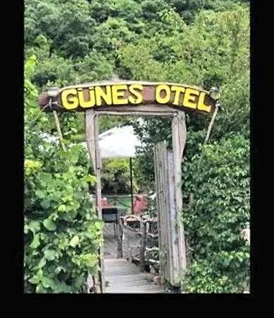 Guenes Hotel